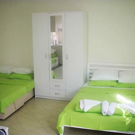 Haydarpasa Inn *